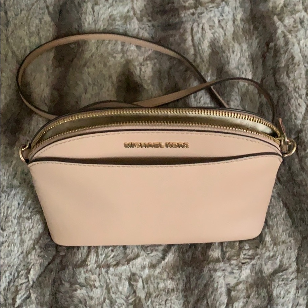 Michael Kors cross body purse